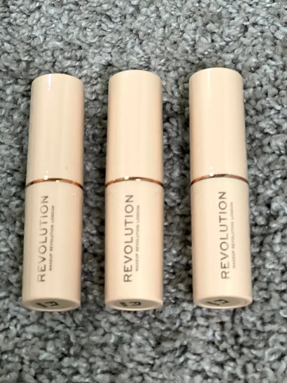 Makeup Revolution Fast Base Stick Foundation F1 3 Pack